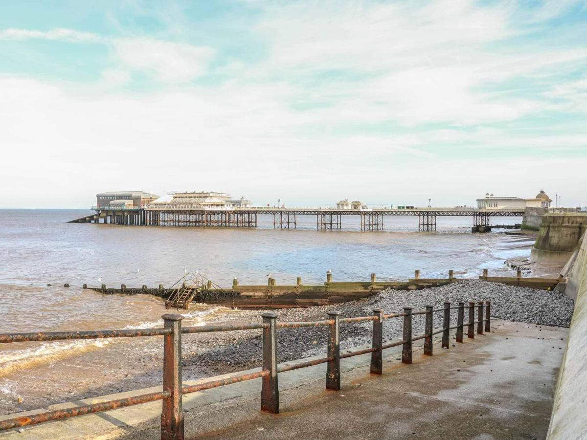 Robins Nest Villa Cromer Exterior photo